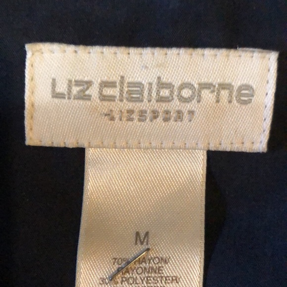 Liz Claiborne Lizsport navy business casual shirt/sz M/ button down/long sleeves - Picture 11 of 13